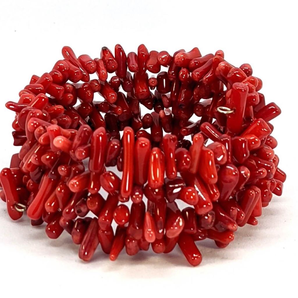 coral chip bracelet red