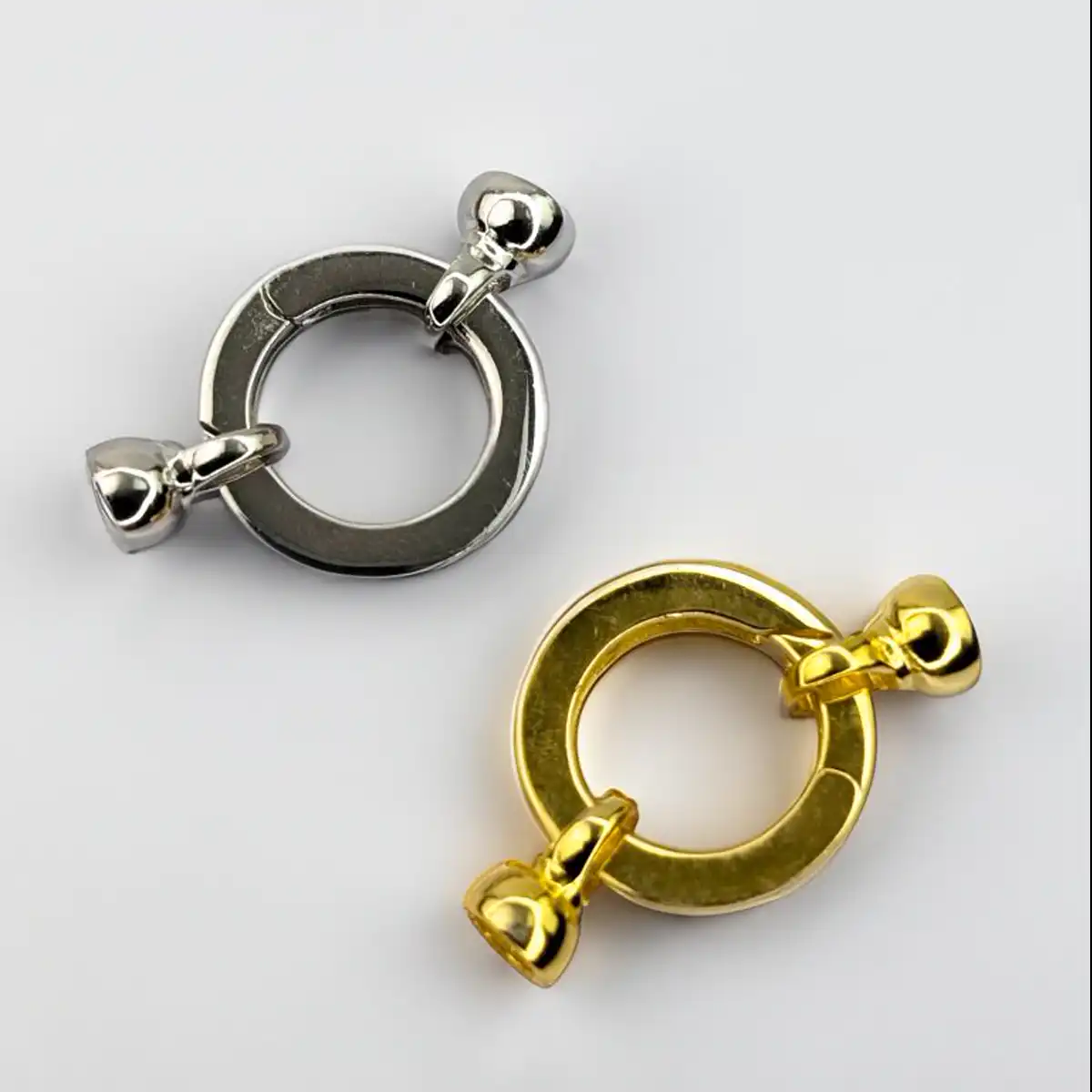 Round Silver Spring Clasp