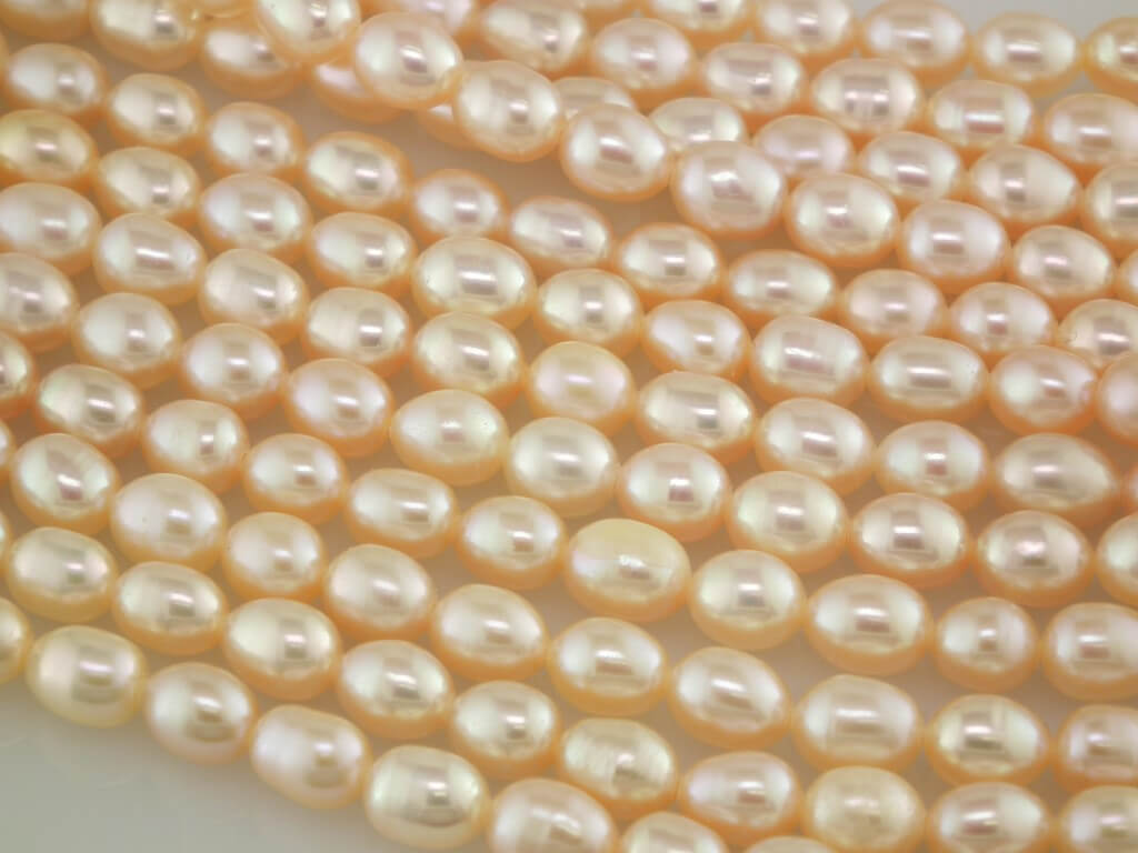 4-5mm Freshwater Rice Loose Pearl String, Peach