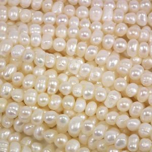 Freshwater Potato Pearls white