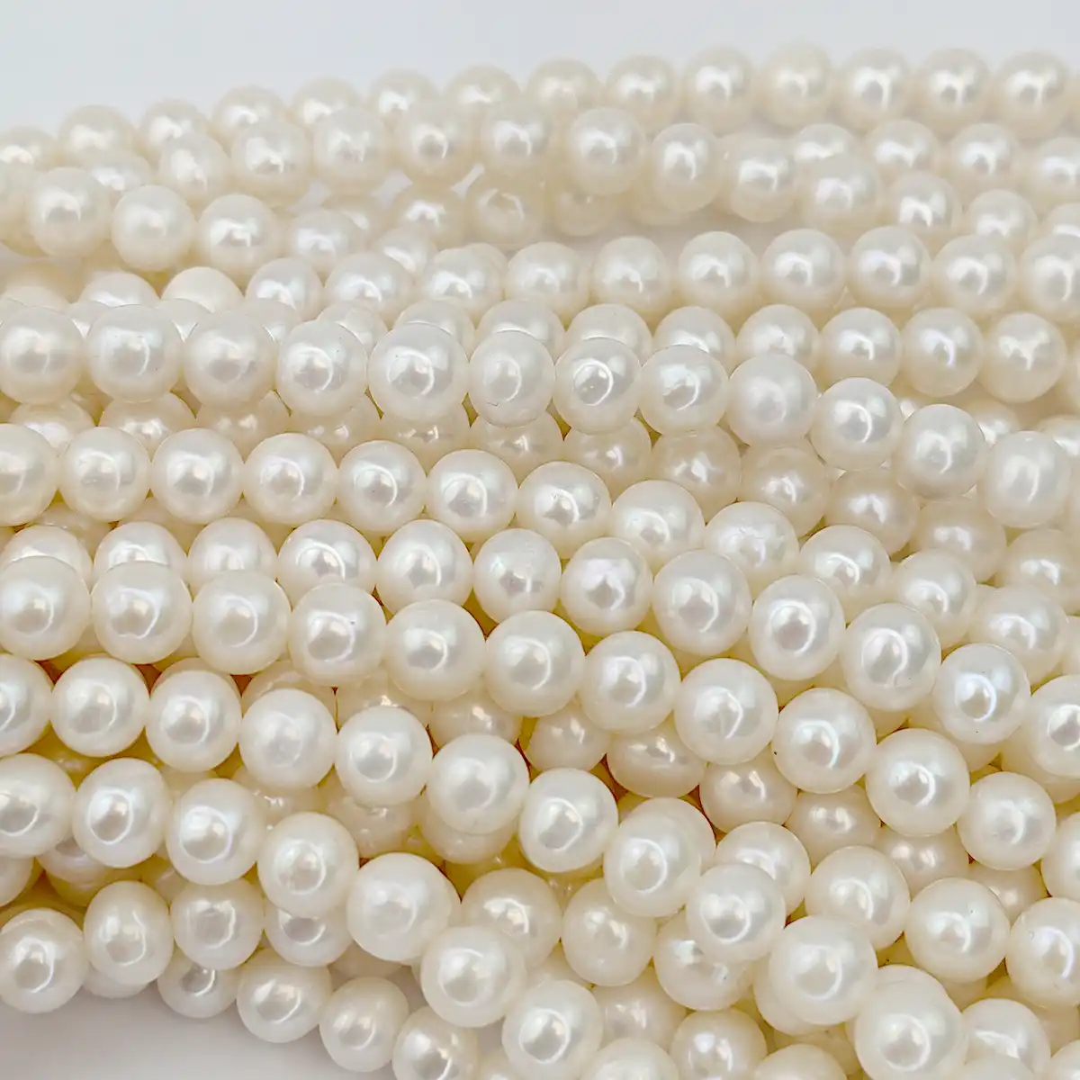 AA White Pearl String