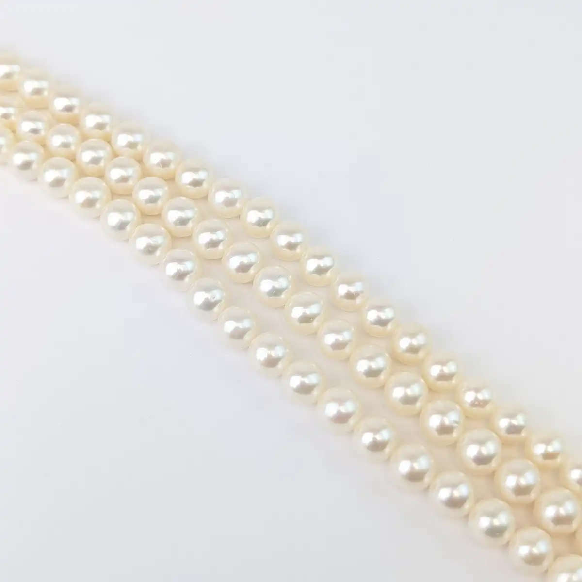 AAA Grade Freshwater Pearls 8mm