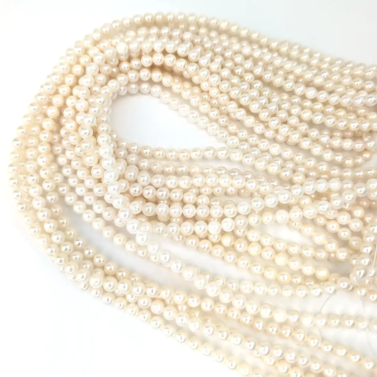 4-4.5mm Classic Round Akoya Pearls - Image 2