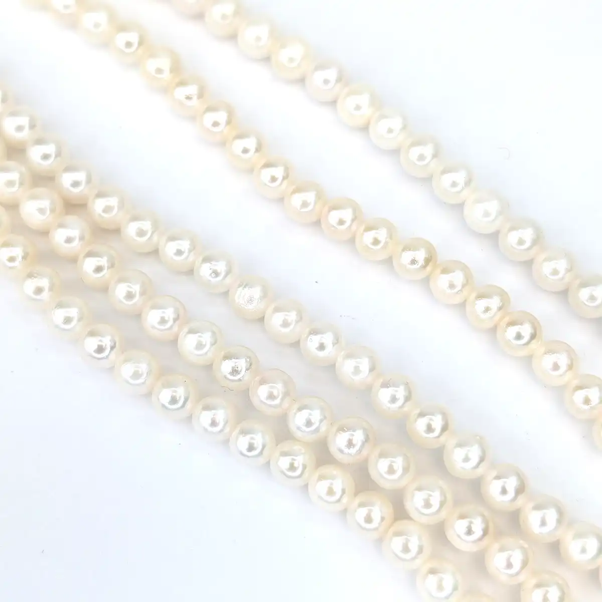 Round Akoya Pearls