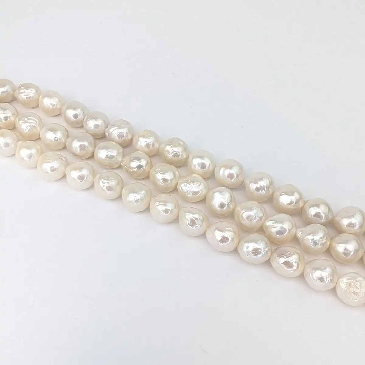Edison Baroque Stringing Pearls
